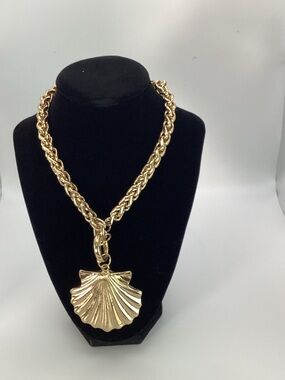 Gold Shell Pendant Statement Necklace